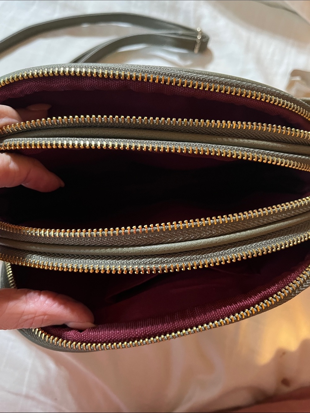 Olive Green Crossbody Bag with Bee Emblem - Picture 3 of 6